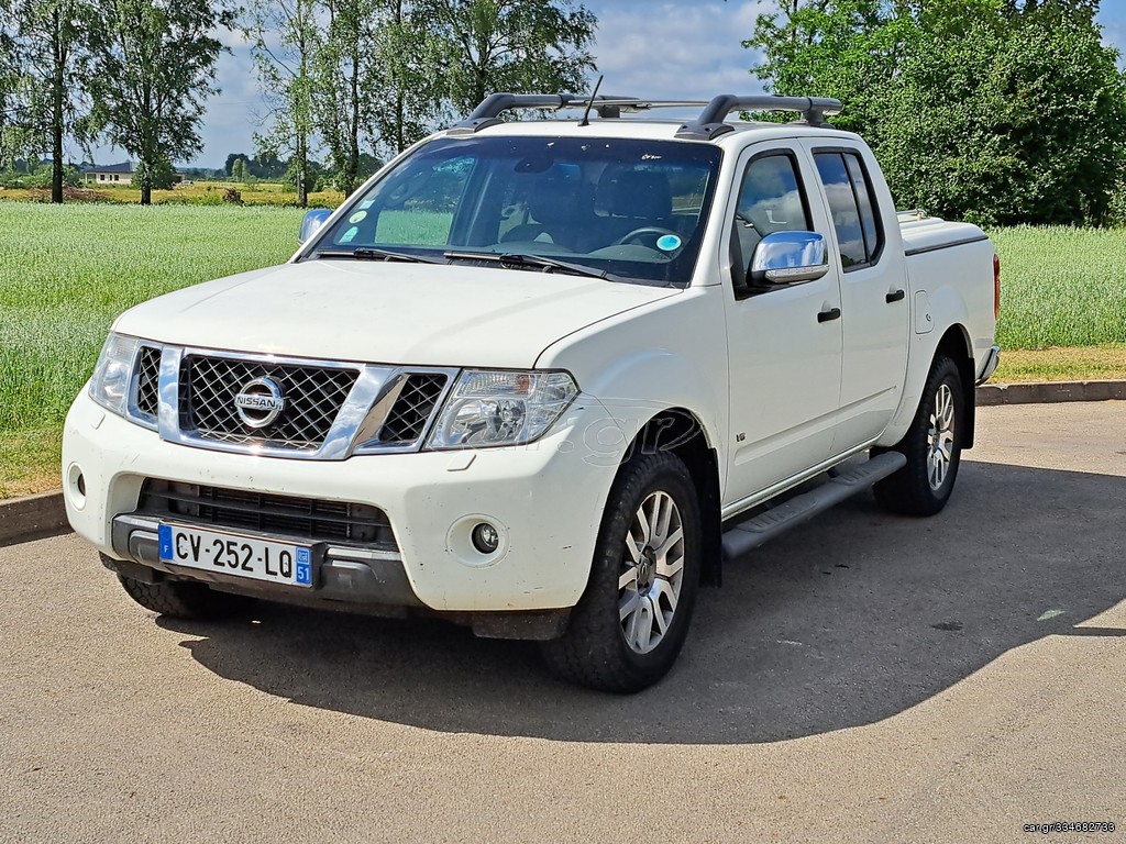 NISSAN NAVARA 2013