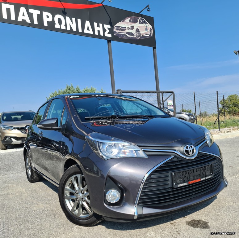 TOYOTA YARIS 2015