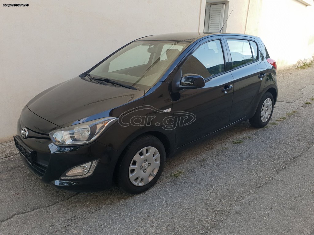 HYUNDAI i20 2014