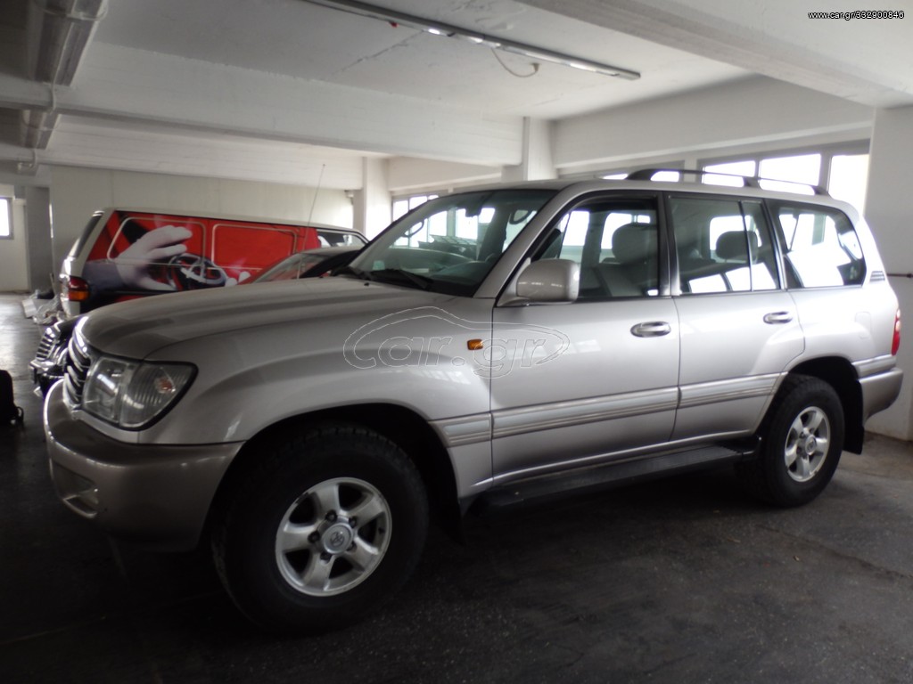 TOYOTA LAND CRUISER 2000