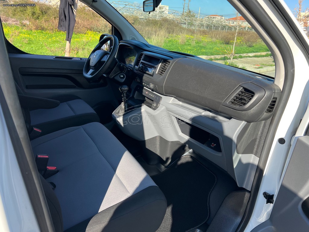 TOYOTA PROACE 2017