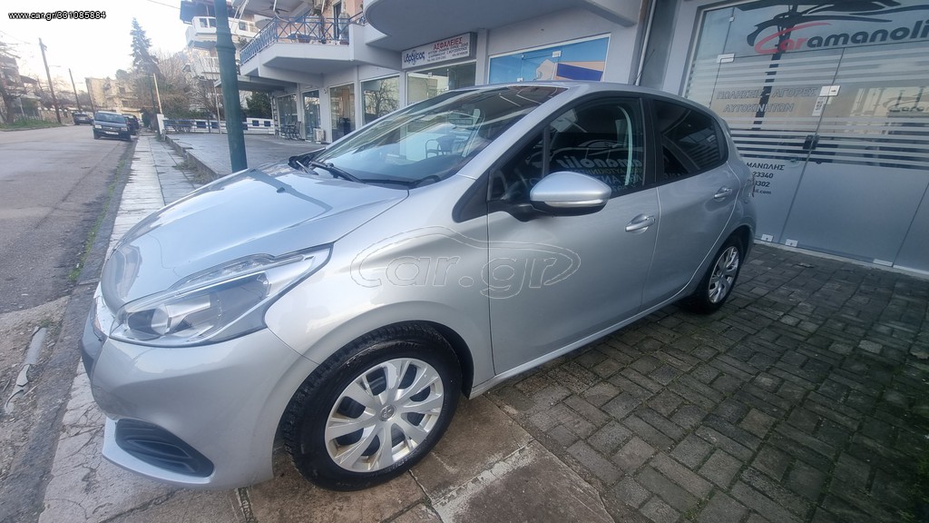 PEUGEOT 208 2016