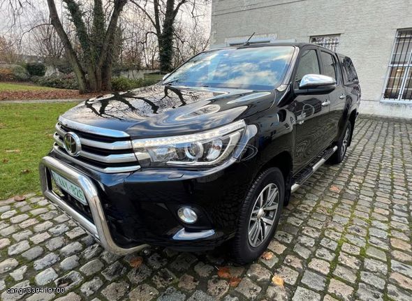 TOYOTA HILUX 2019