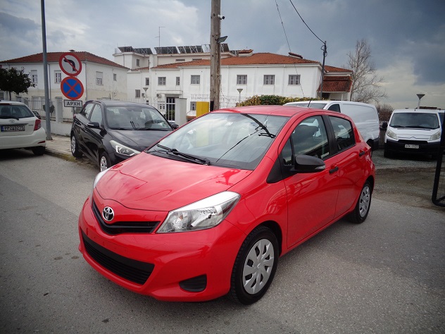 TOYOTA YARIS 2014