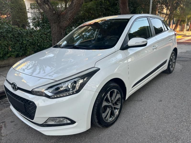 HYUNDAI i20 2016