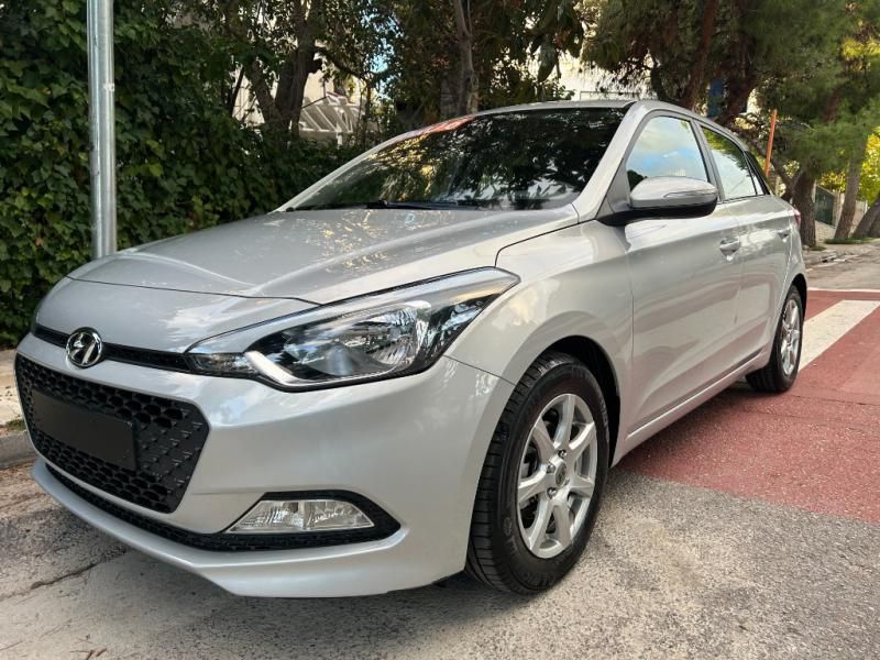 HYUNDAI i20 2017