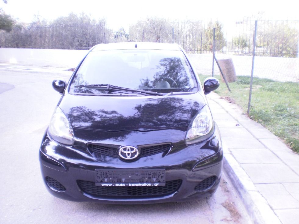 TOYOTA AYGO 2011