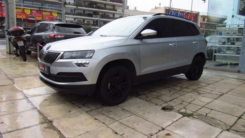 SKODA KAROQ 2019