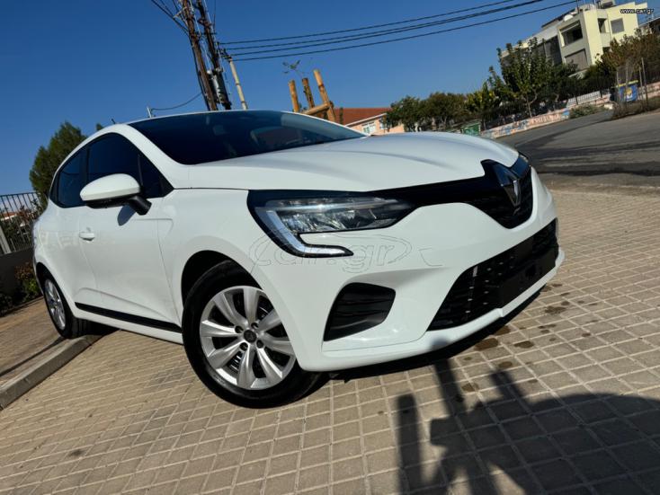 RENAULT CLIO 2021
