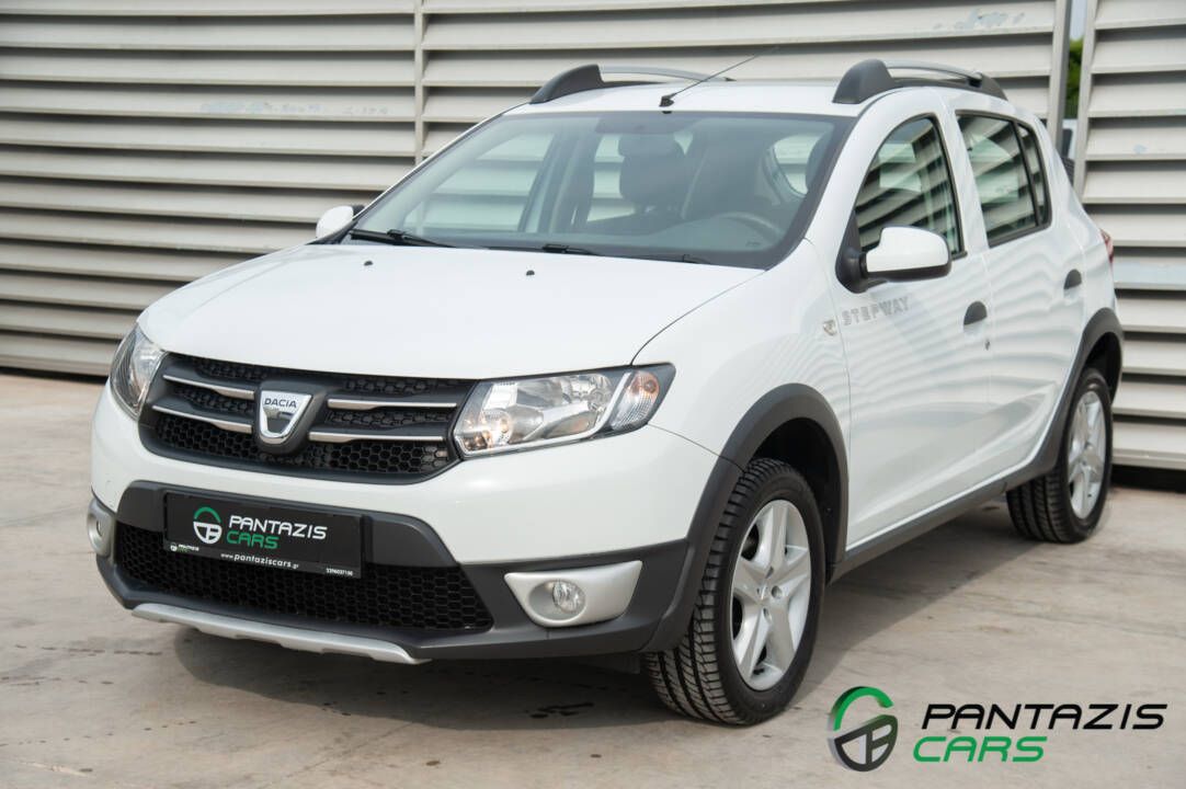 DACIA SANDERO 2015
