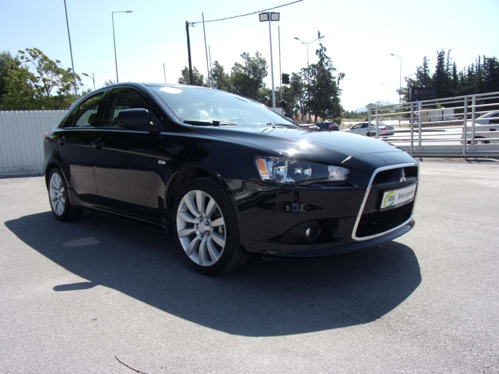 MITSUBISHI LANCER 2012