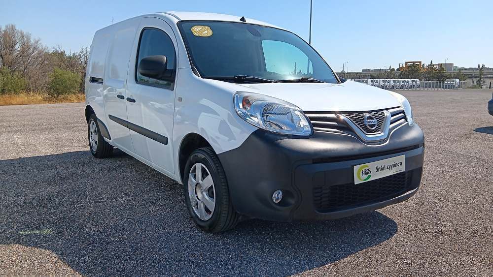 NISSAN NV250 2022
