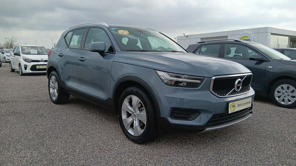 VOLVO XC 40 2021