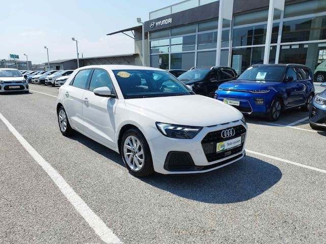 AUDI A1 2021