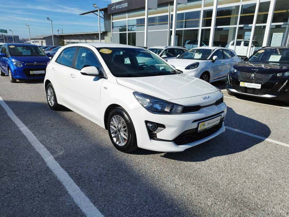 KIA RIO 2023