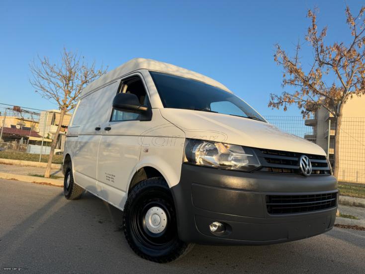 VW T5  2011