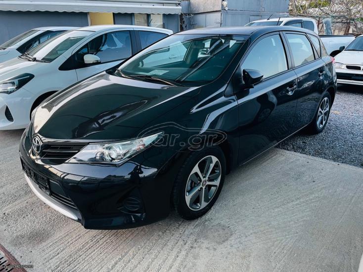 TOYOTA AURIS 2014