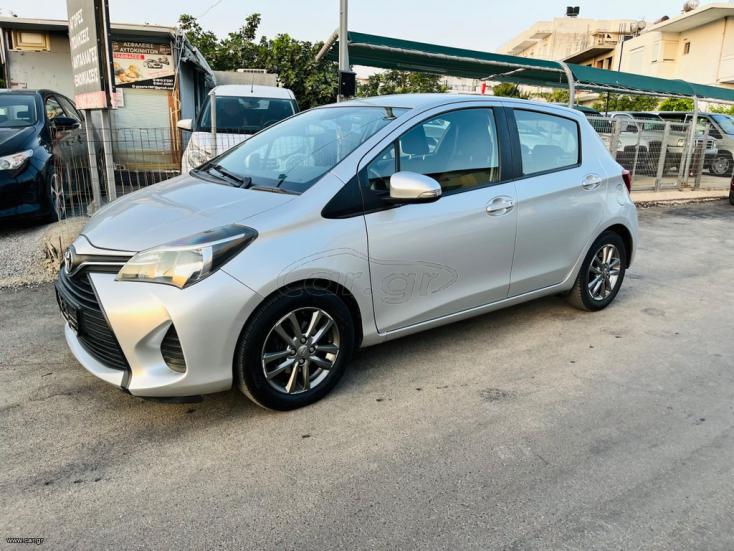 TOYOTA YARIS 2016