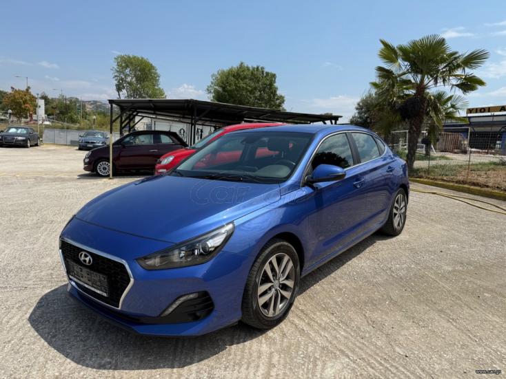 HYUNDAI i30 2019