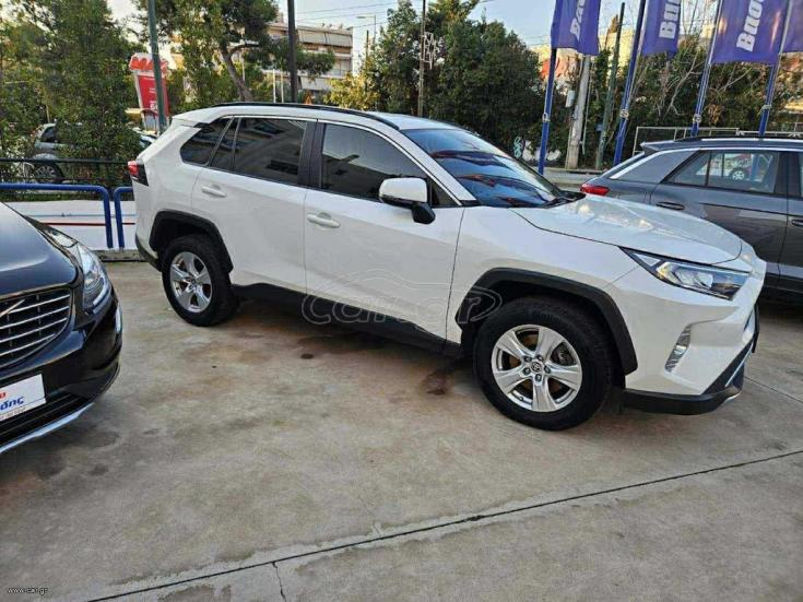 TOYOTA RAV4 2020