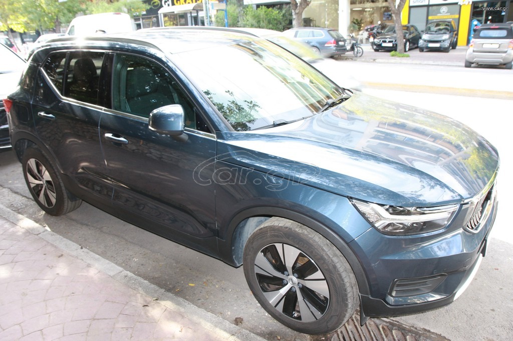 VOLVO XC 40 2021