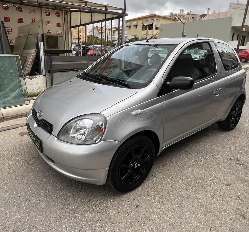 TOYOTA YARIS 2003