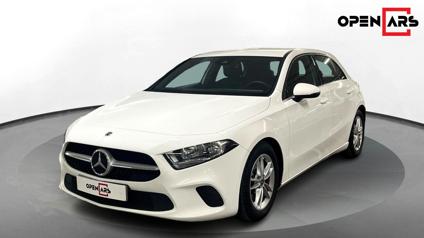 MERCEDES A180 2020