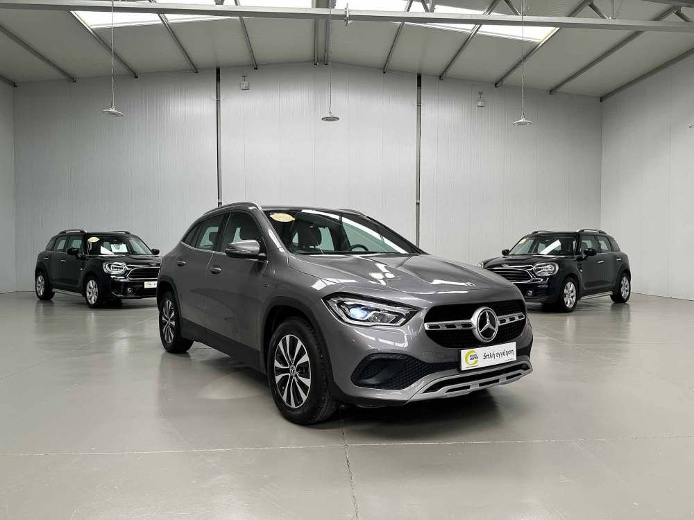 MERCEDES GLA 250 2020