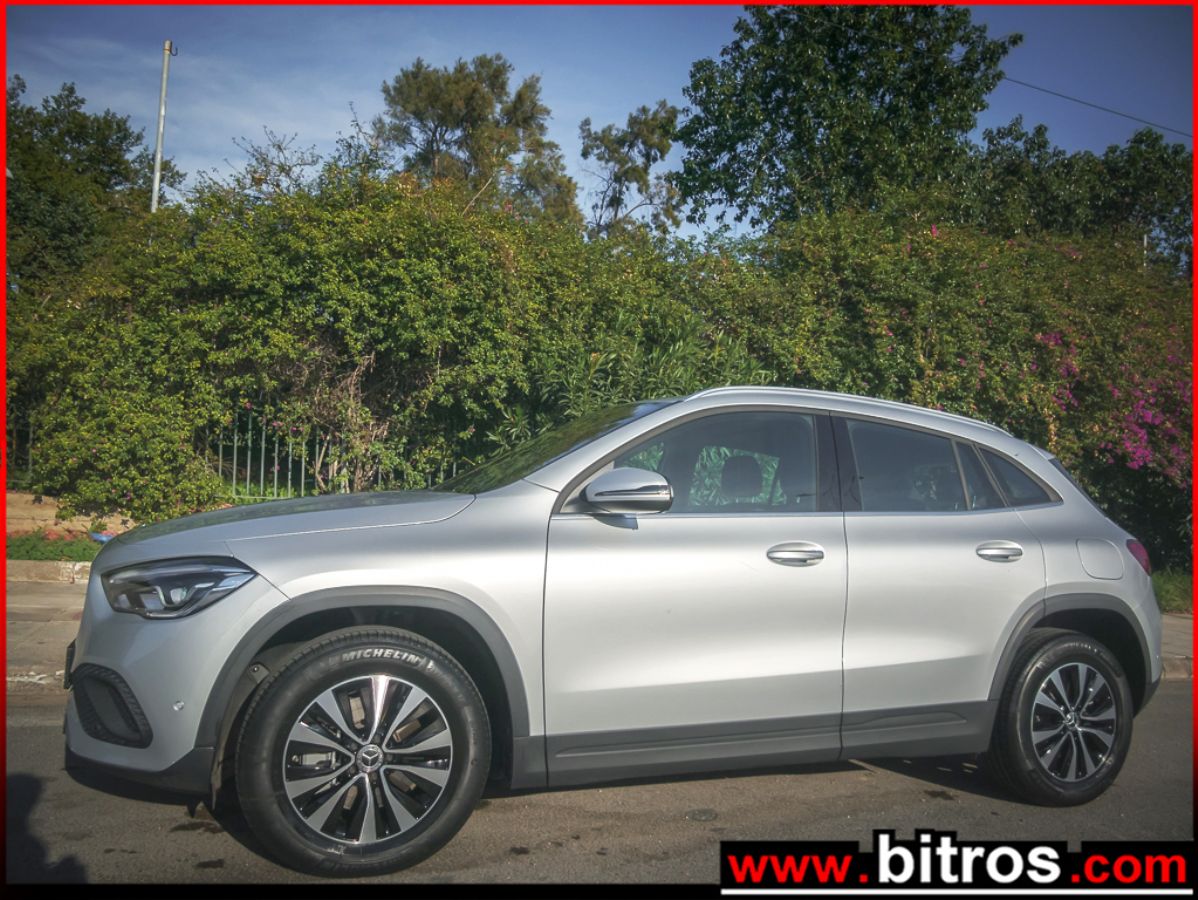 MERCEDES GLA  2022