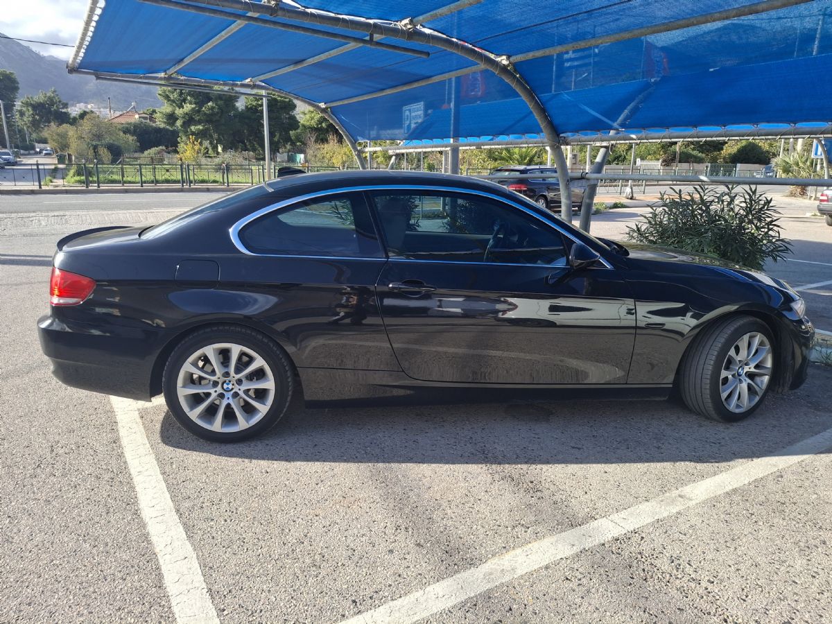 BMW 325 2009