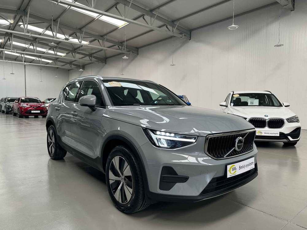 VOLVO XC 40 2024