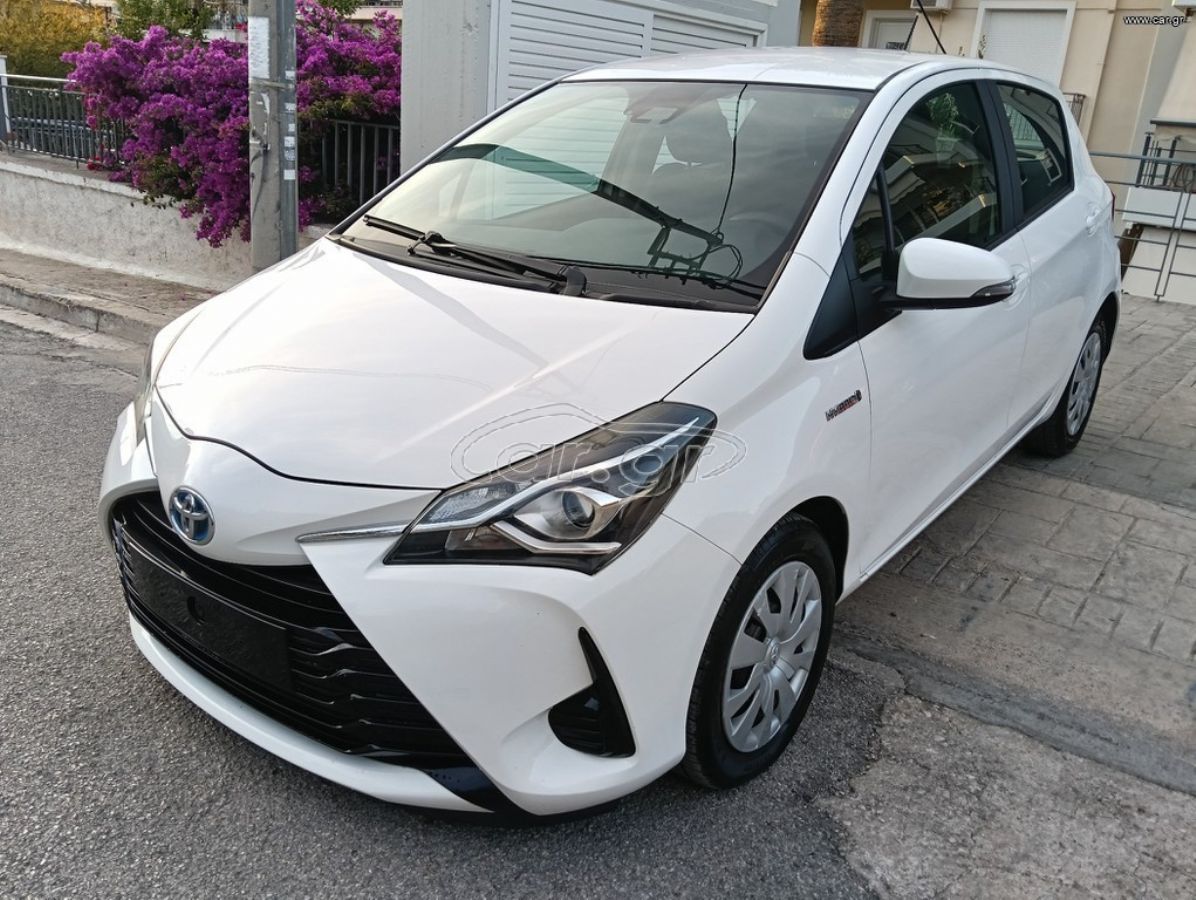 TOYOTA YARIS 2020