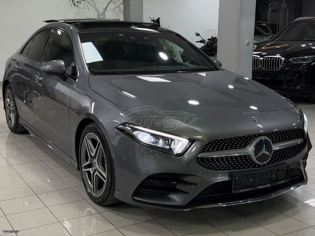 MERCEDES A180 2019