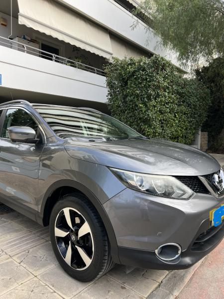 NISSAN QASHQAI 2015