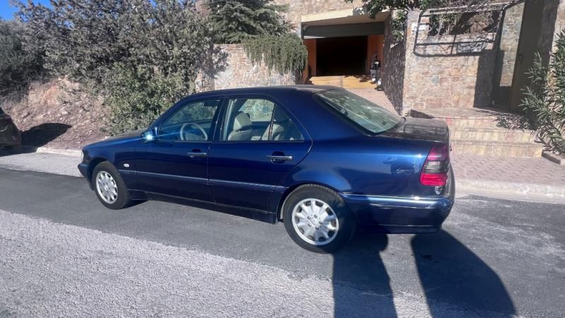 MERCEDES C180 2000