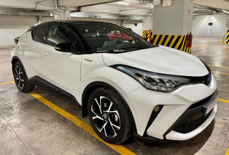 TOYOTA C-HR  2021