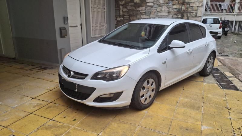 OPEL ASTRA 2013