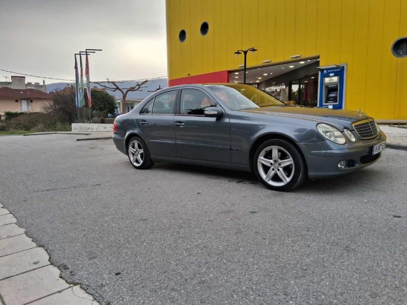 MERCEDES E200 2004