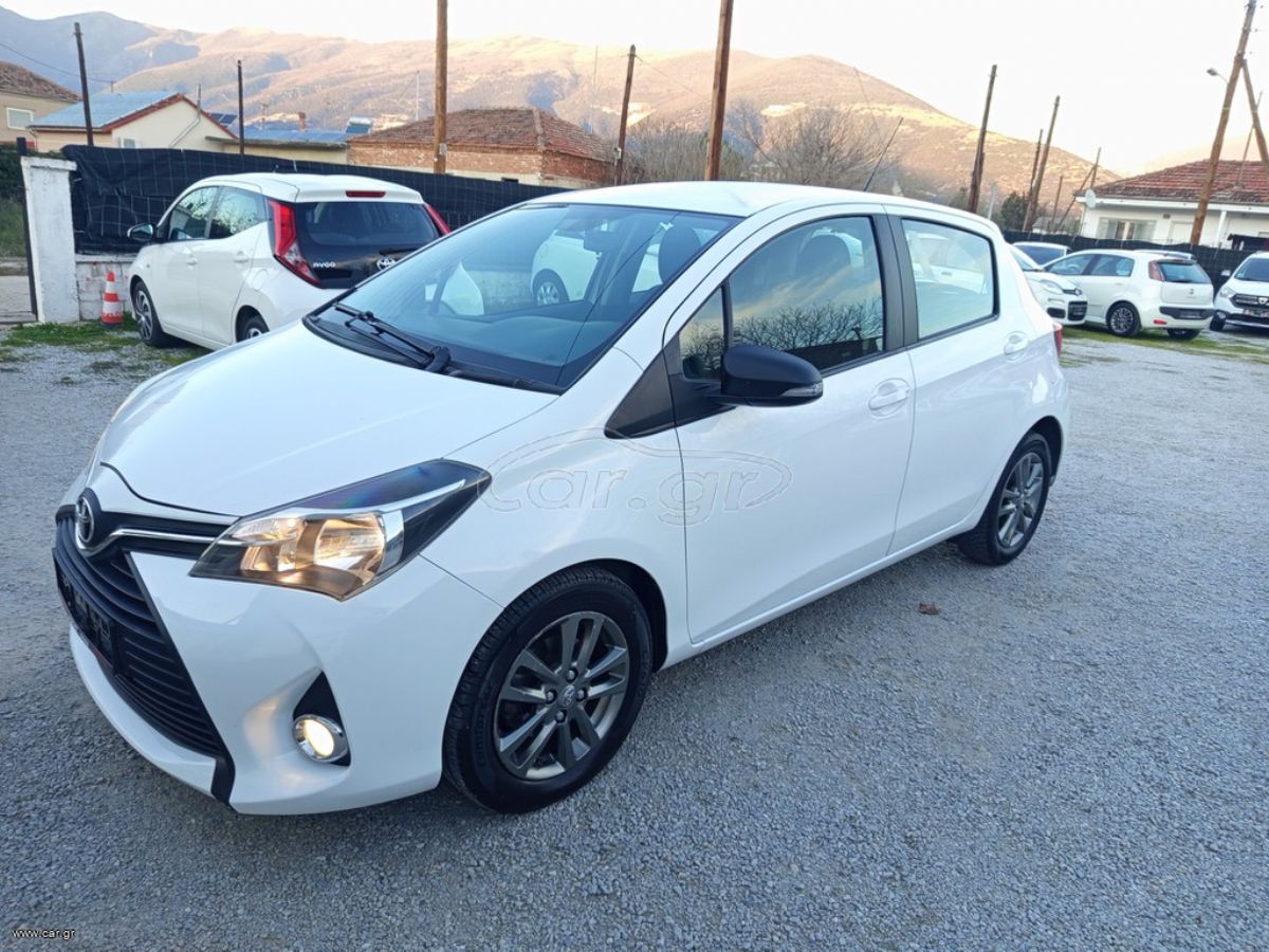 TOYOTA YARIS 2016