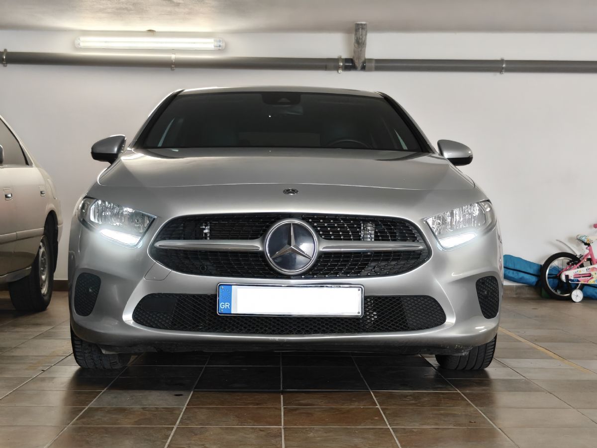 MERCEDES A200 2019