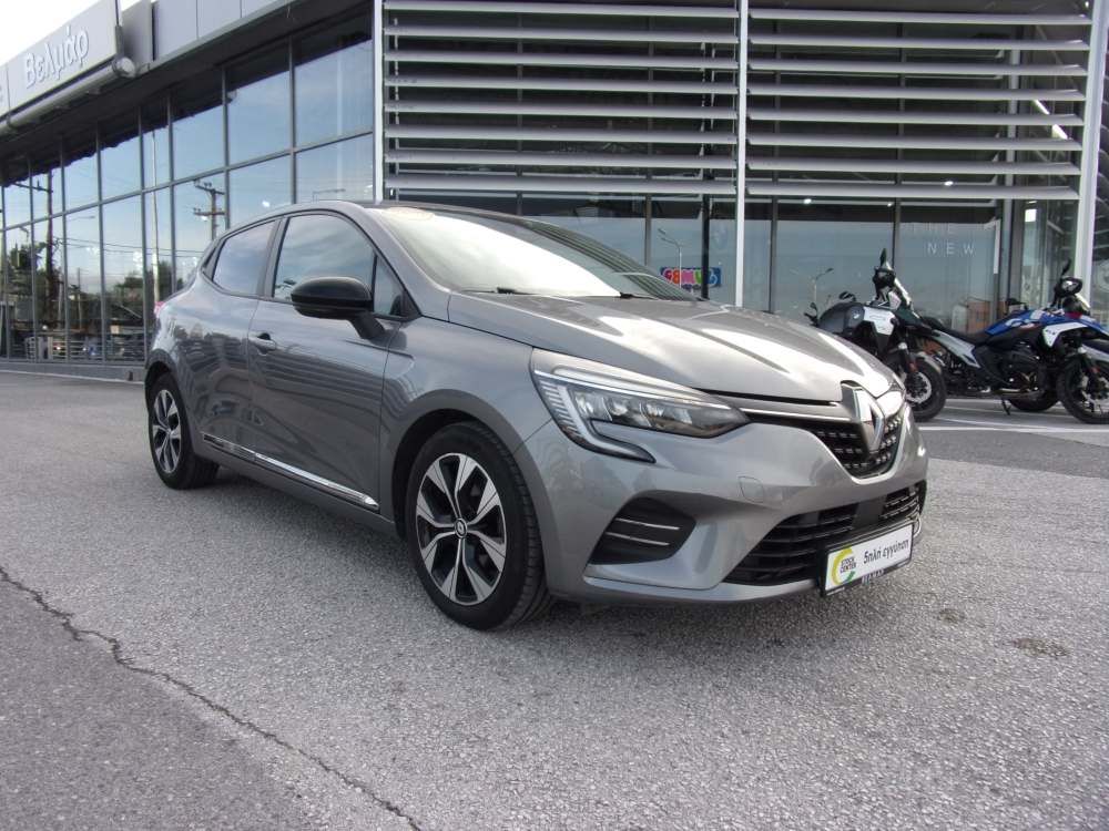 RENAULT CLIO 2023