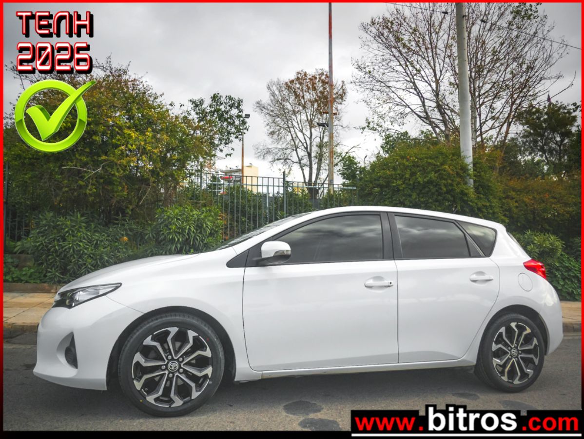 TOYOTA AURIS 2015