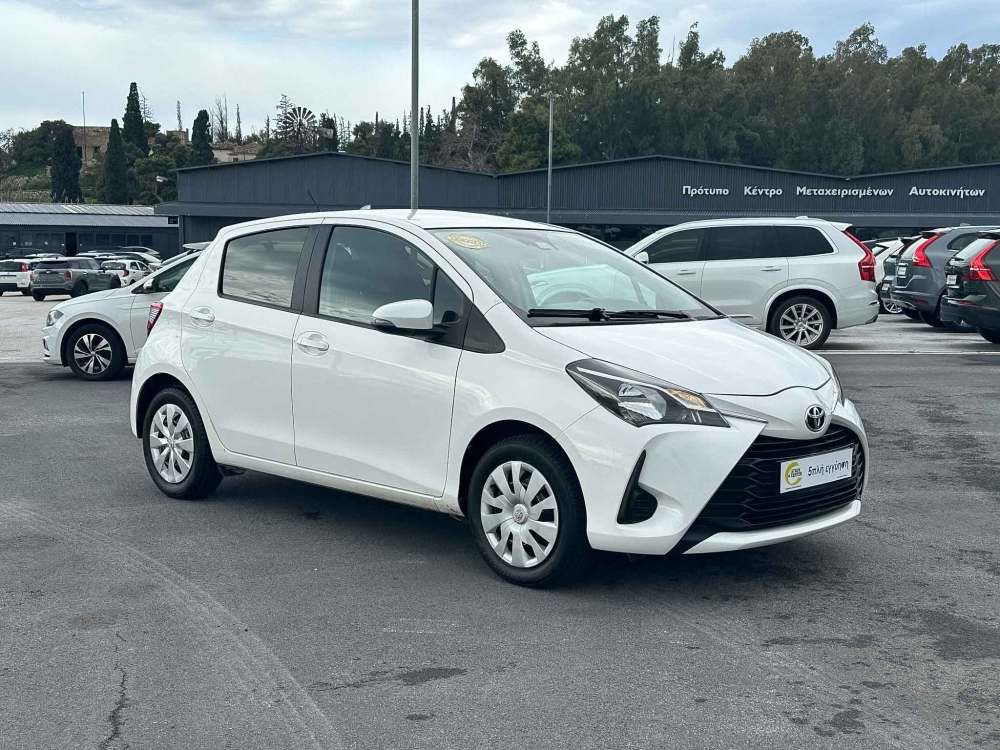 TOYOTA YARIS 2020
