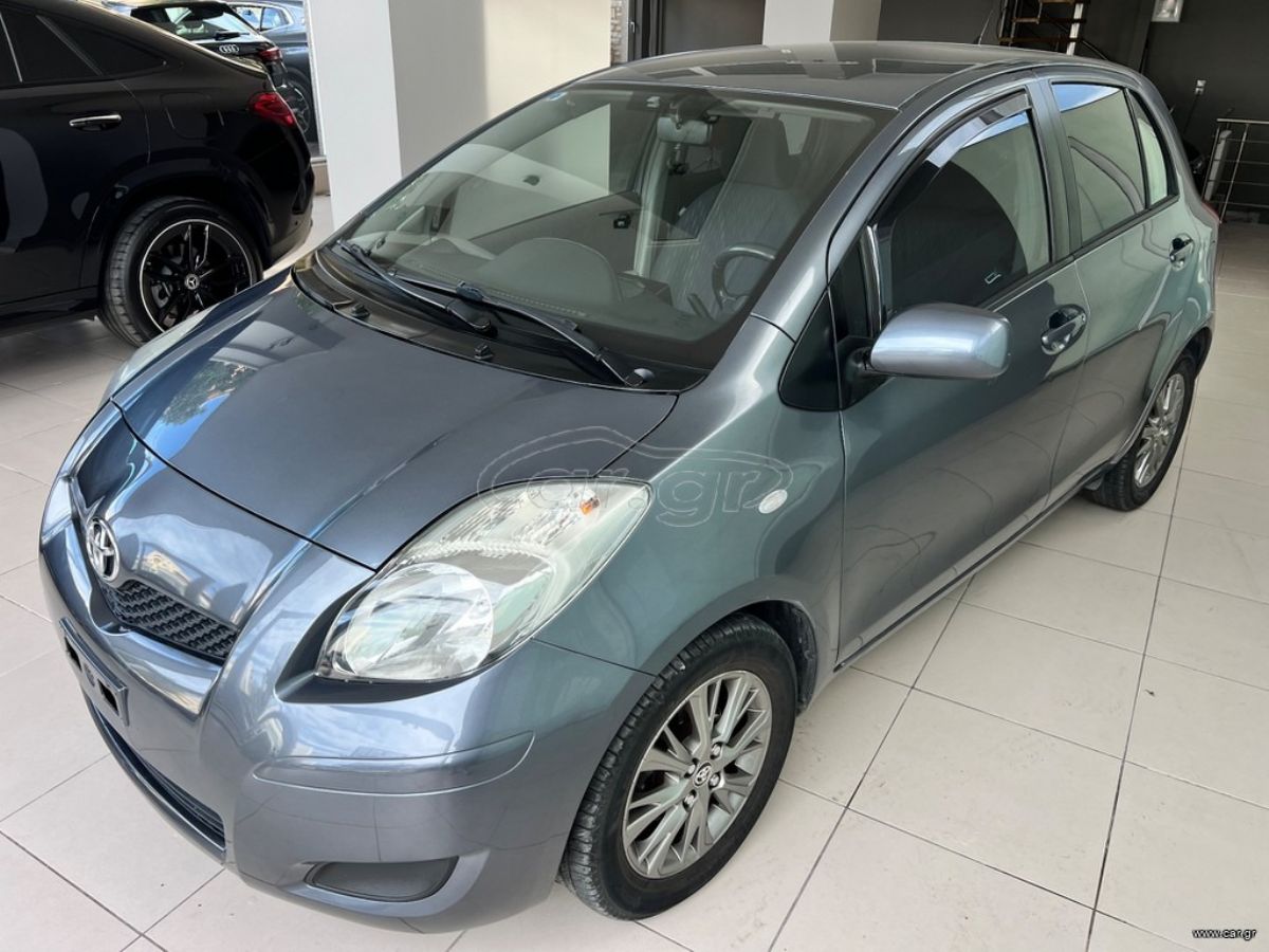 TOYOTA YARIS 2009