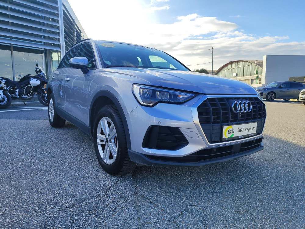 AUDI Q3 2021