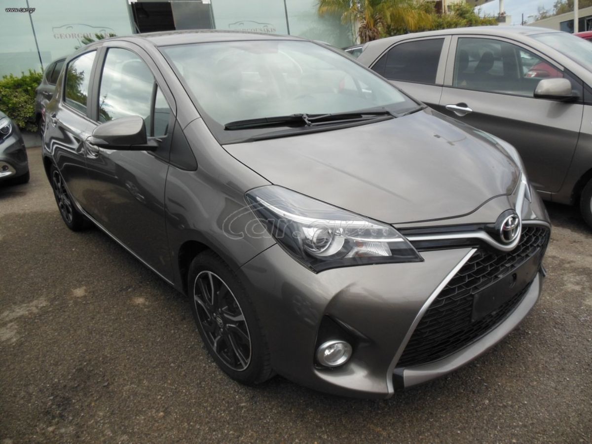 TOYOTA YARIS 2016