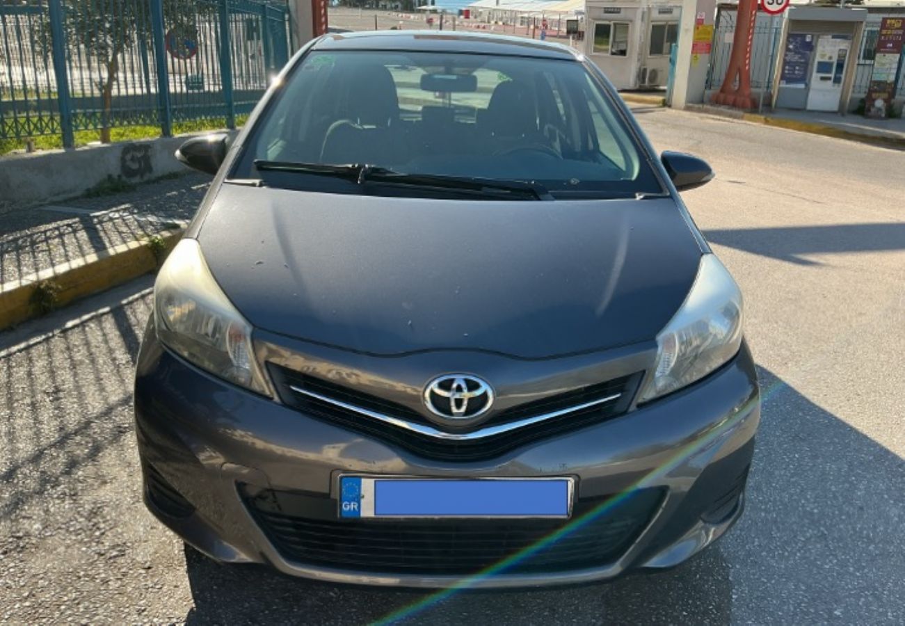 TOYOTA YARIS 2014