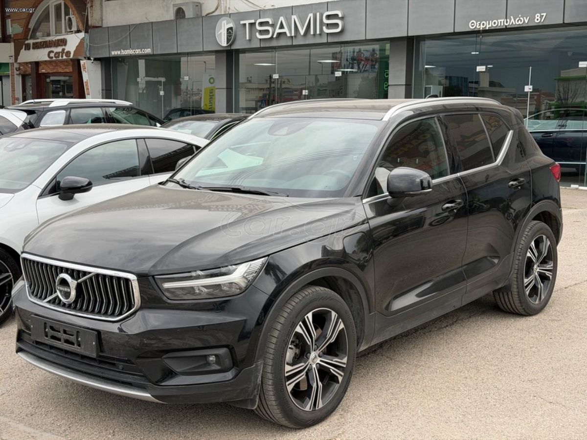 VOLVO XC 40 2021