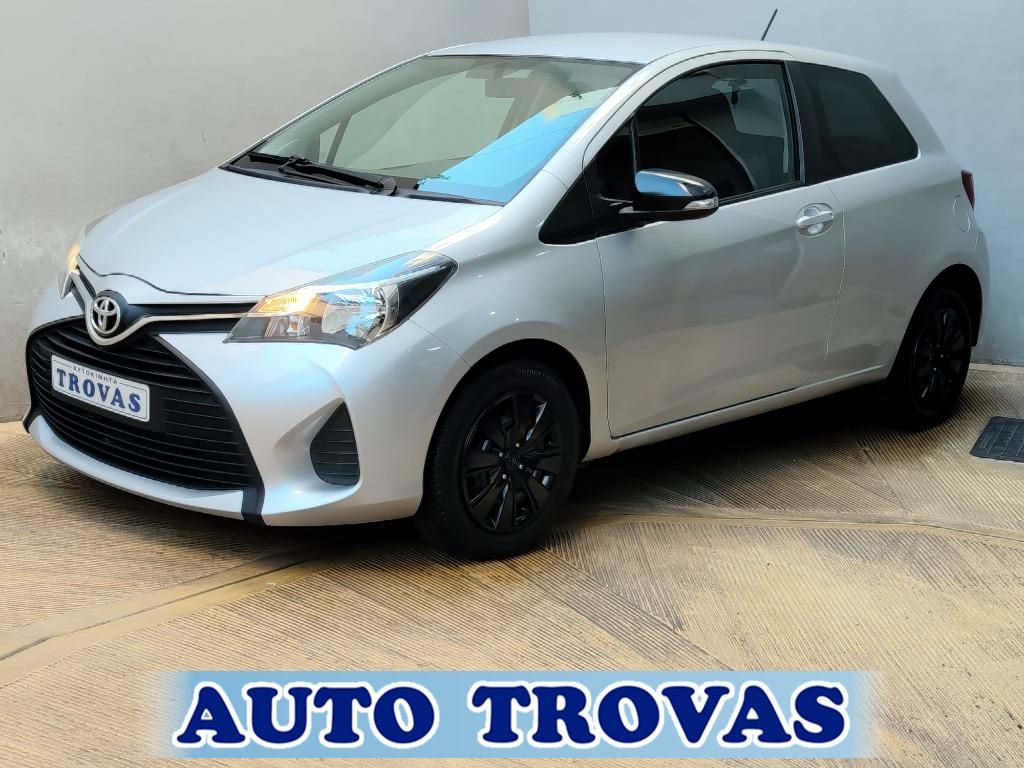 TOYOTA YARIS 2016