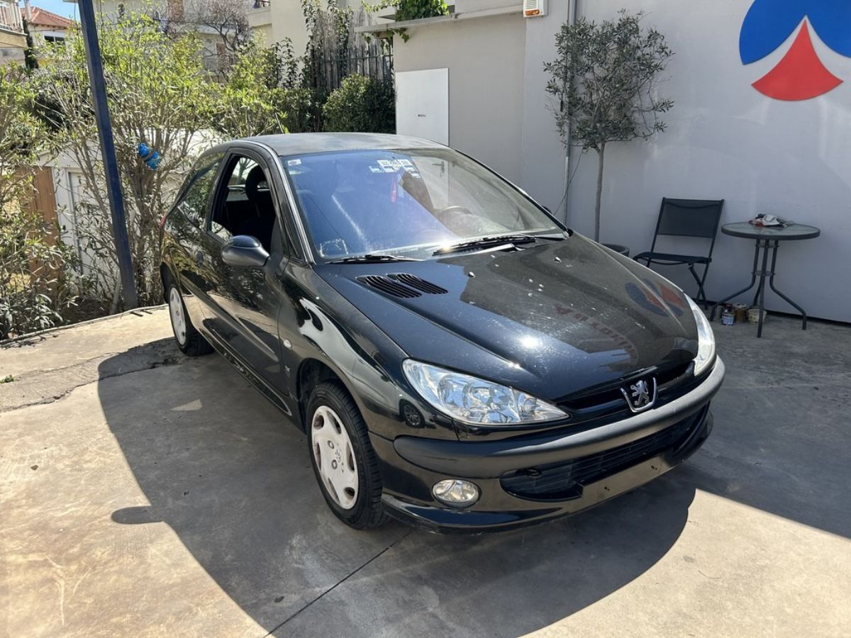PEUGEOT 206 2003